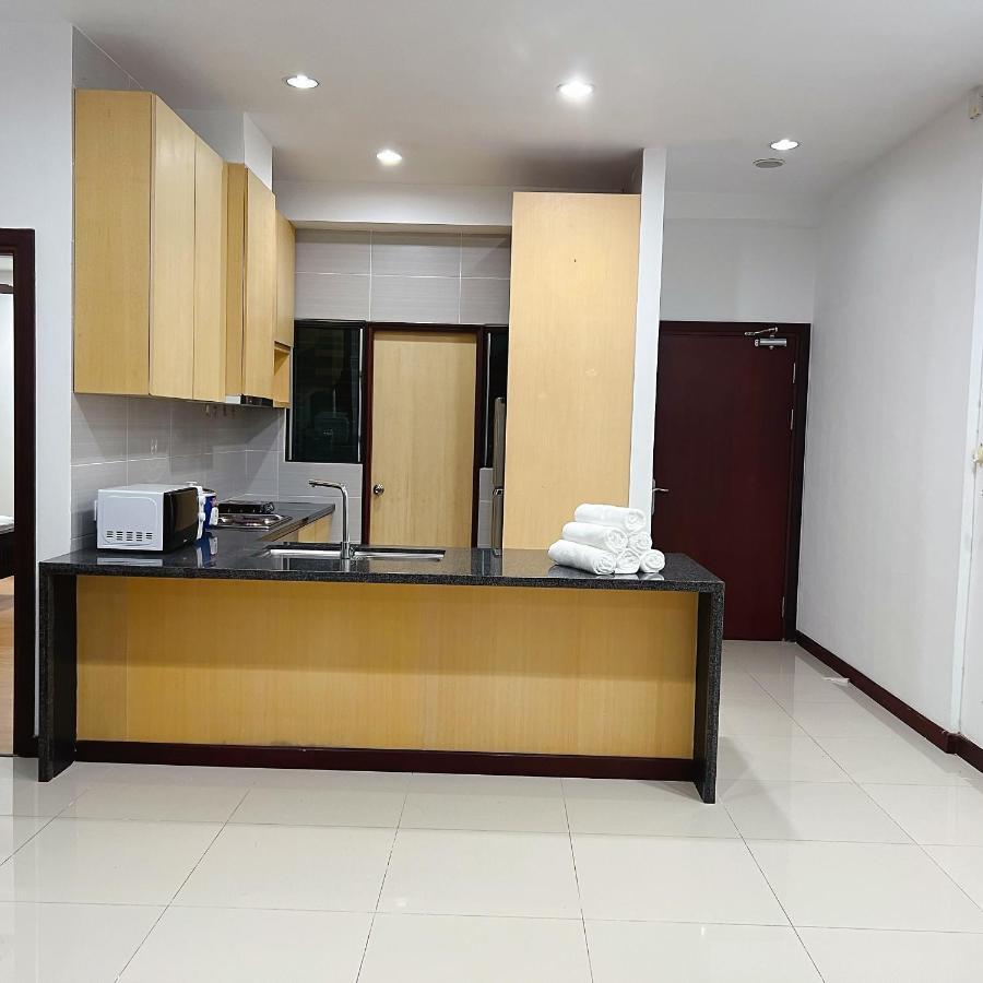 Imperial Grand Suite Apartment Κουτσίνγκ Εξωτερικό φωτογραφία