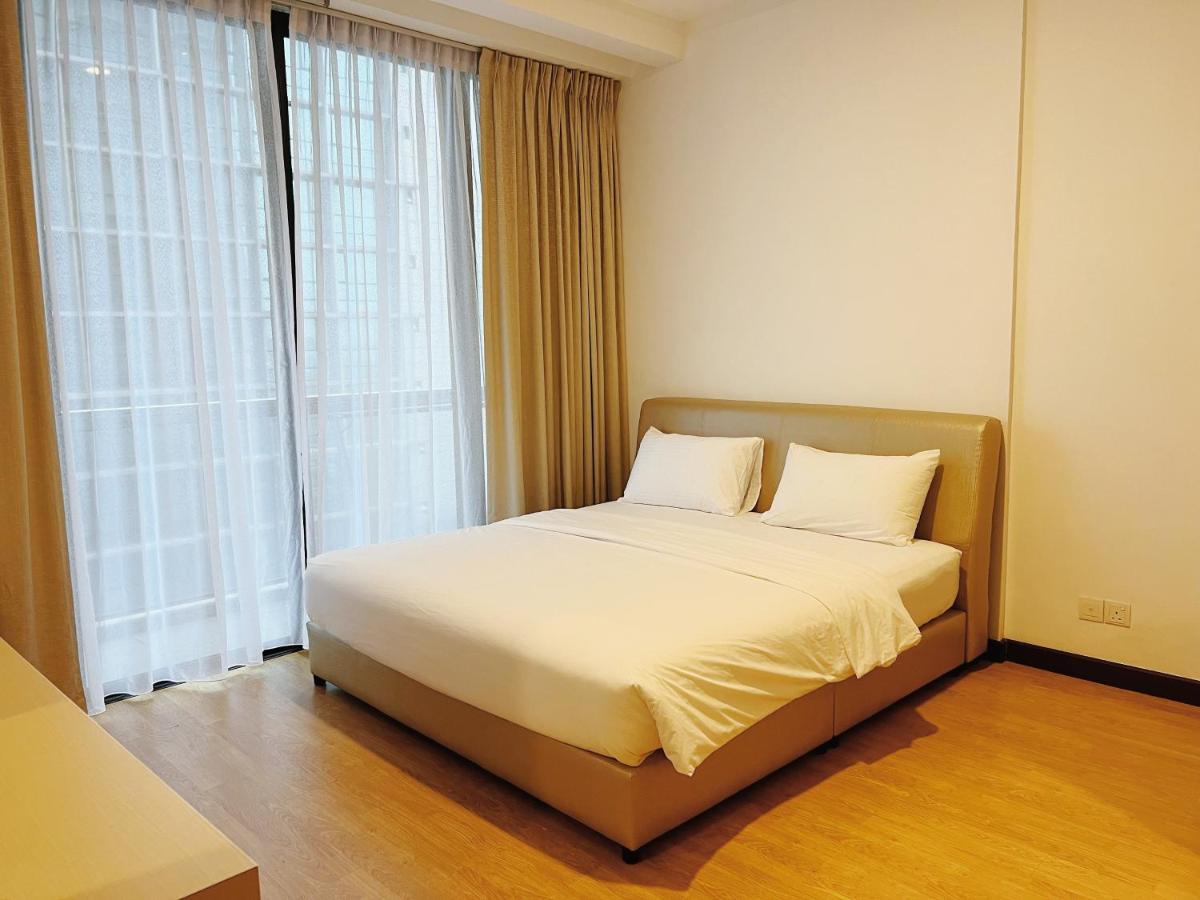 Imperial Grand Suite Apartment Κουτσίνγκ Εξωτερικό φωτογραφία