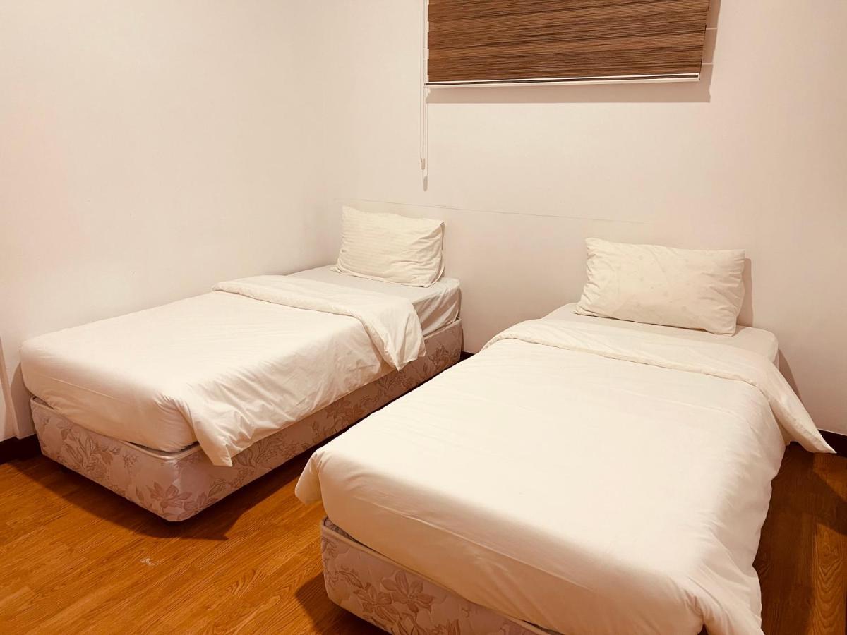 Imperial Grand Suite Apartment Κουτσίνγκ Εξωτερικό φωτογραφία