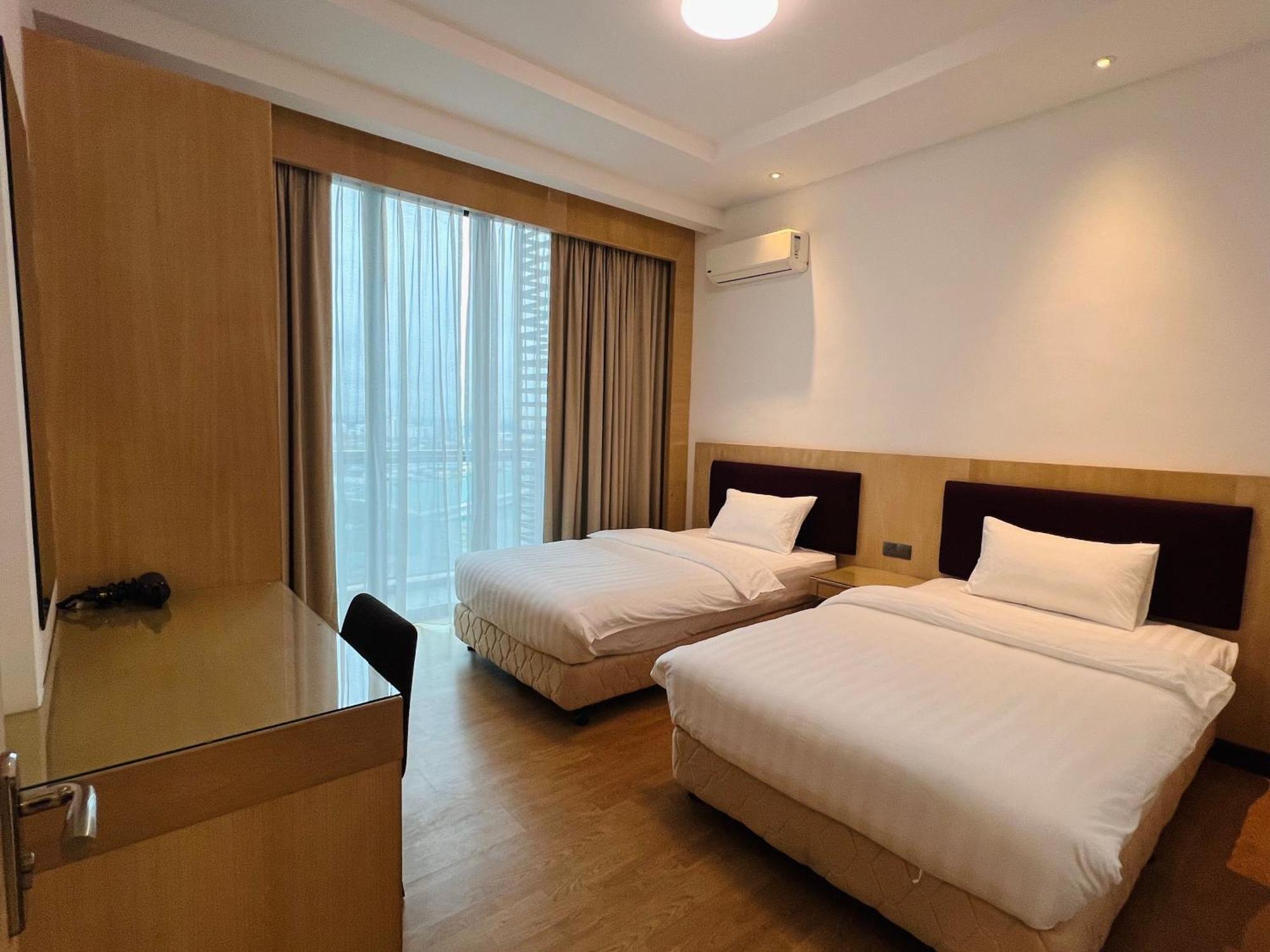 Imperial Grand Suite Apartment Κουτσίνγκ Εξωτερικό φωτογραφία