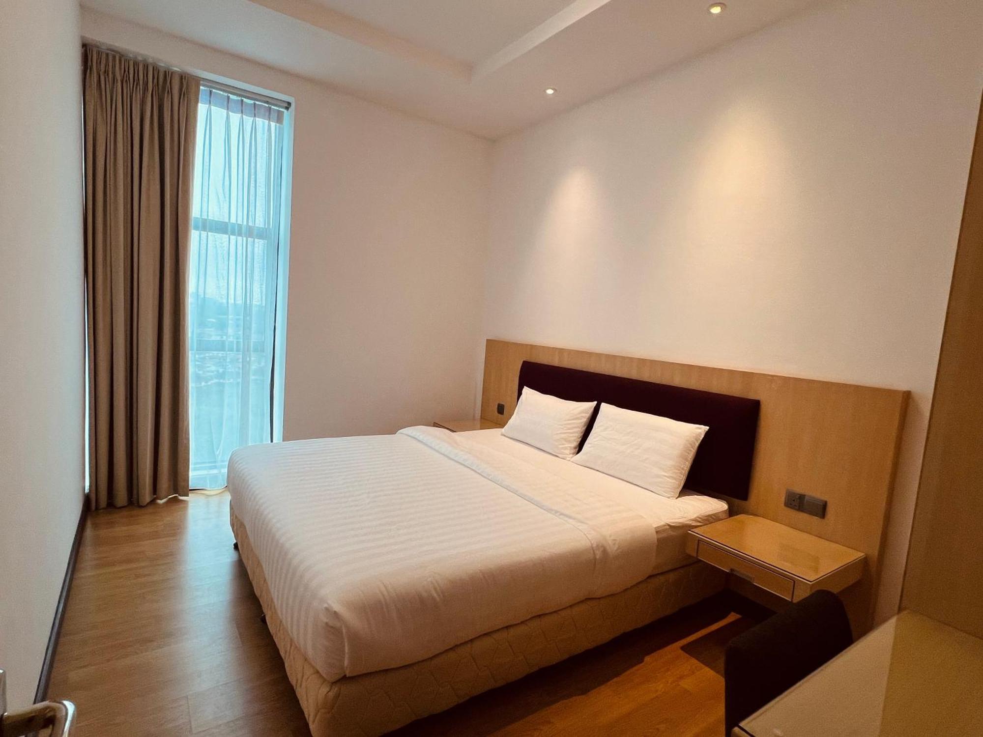 Imperial Grand Suite Apartment Κουτσίνγκ Εξωτερικό φωτογραφία